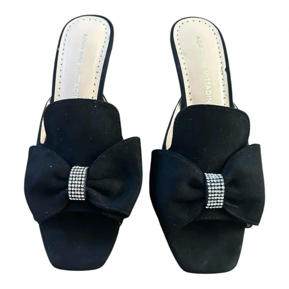 Adrienne Vittadini Women's Gladys Heeled Sandal Black Size 7.5
